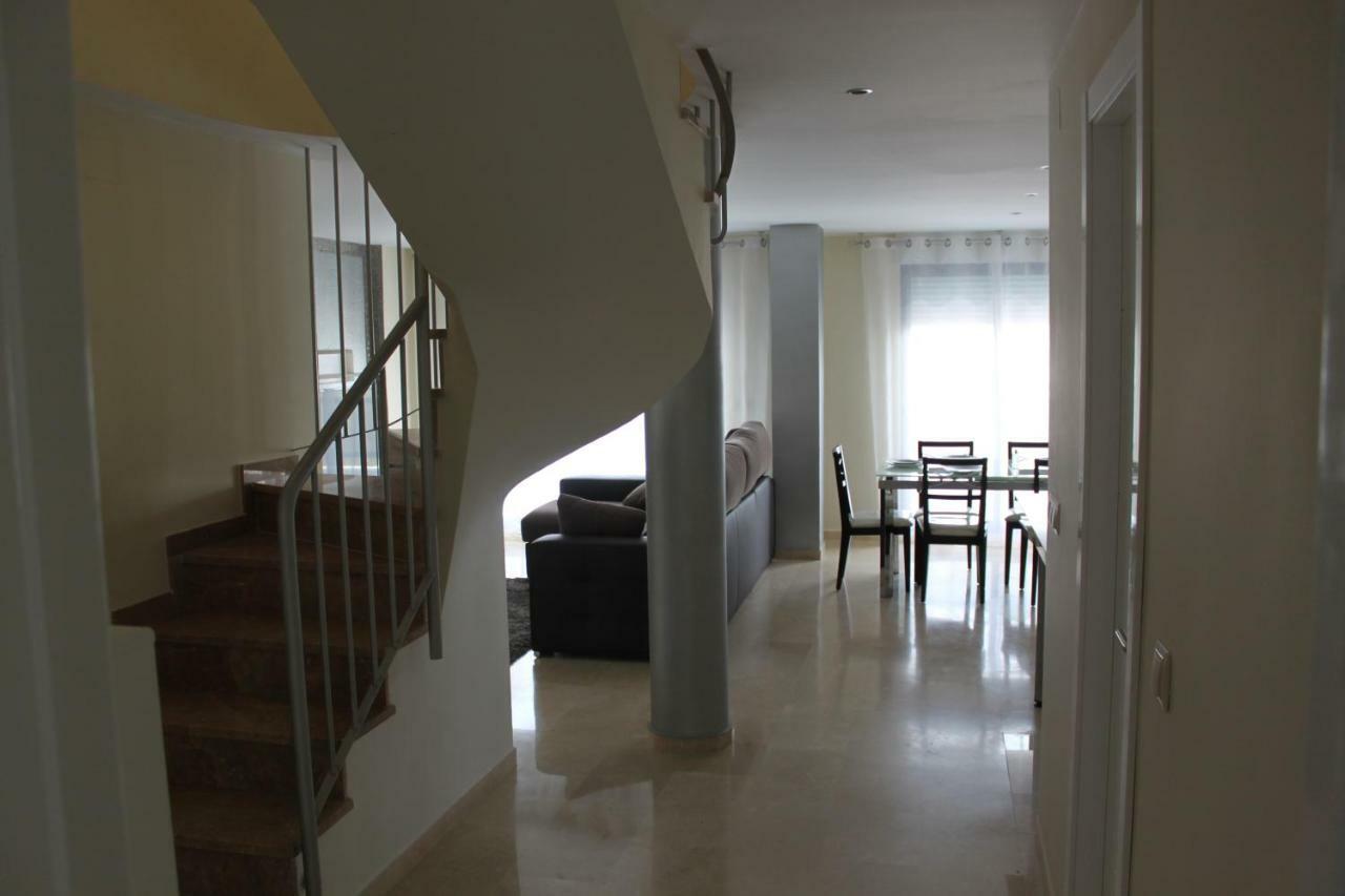 Apartamento El Eden Playa De Gandia Екстер'єр фото